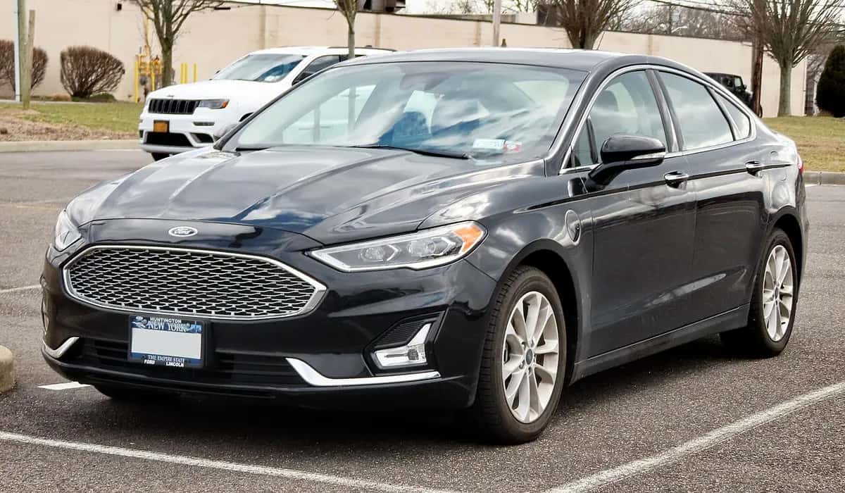 Ford Fusion — zdjęcie modelu