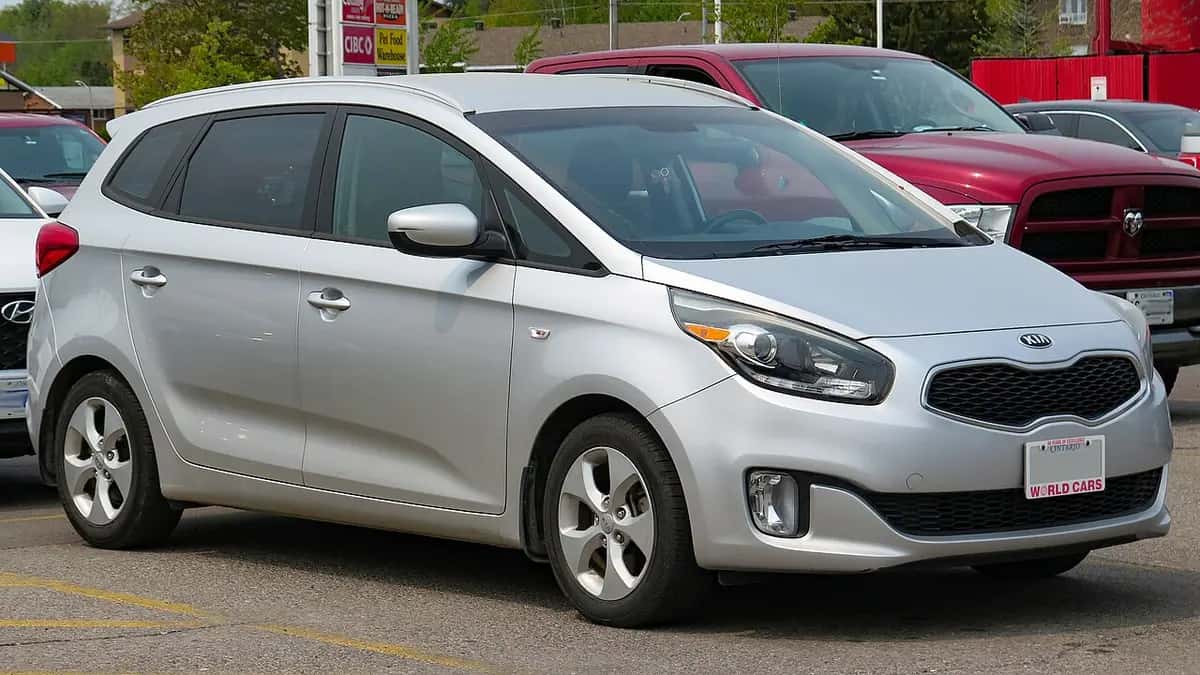 Kia Carens — zdjęcie modelu