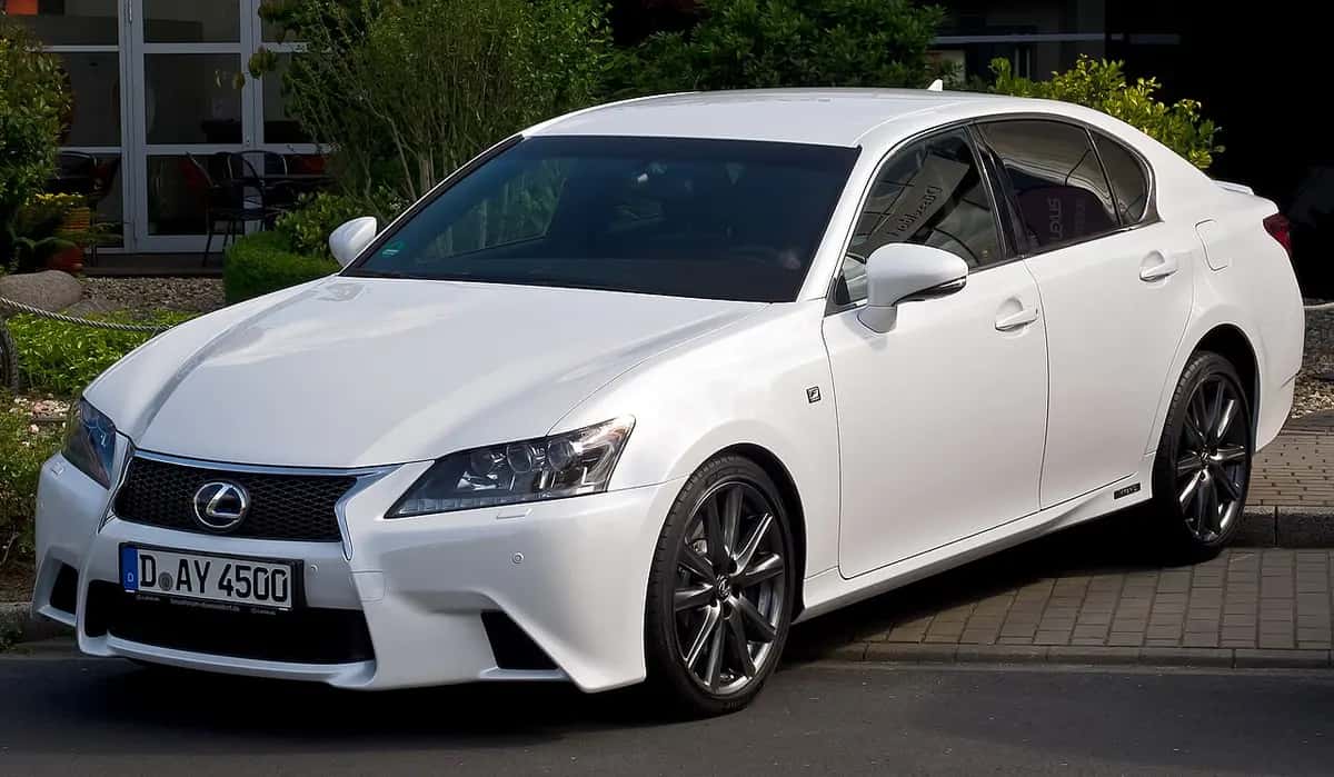 Lexus GS — zdjęcie modelu