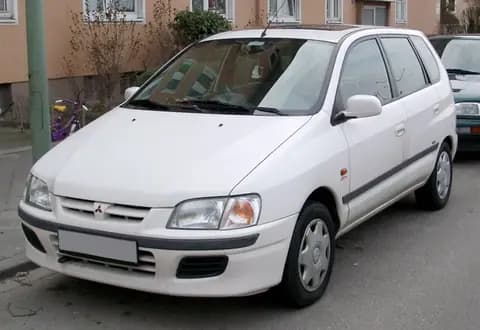 Mitsubishi Space — zdjęcie modelu